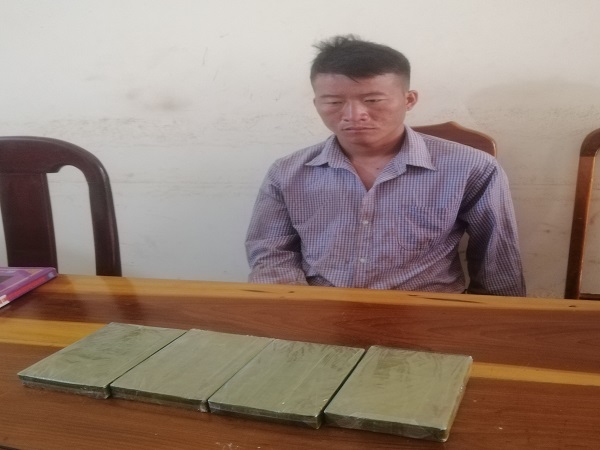 VKSND huyện Mường Nhé phê chuẩn Quyết định khởi tố bị can đối tượng mua bán trái phép 04 bánh Heroine