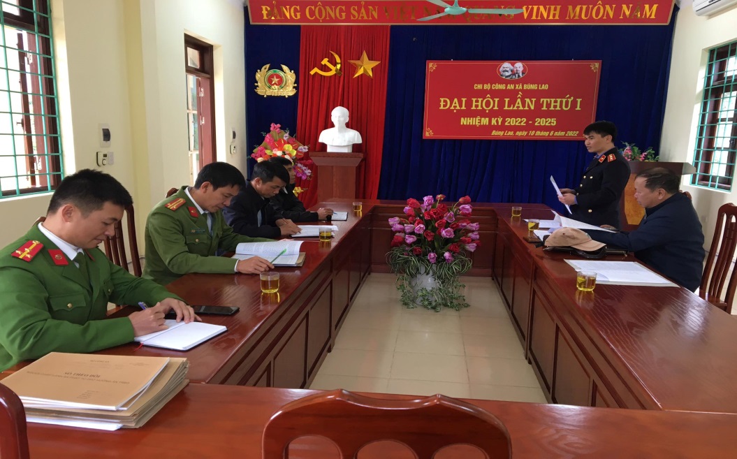 VKSND huyện Mường Ảng phối hợp trực tiếp kiểm sát công tác thi hành án ngoài công đồng tại các xã trên địa bàn huyện