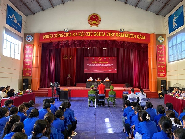 VKSND huyện Điện Biên phối hợp tổ chức Phiên tòa giả định tuyên truyền, phổ biến pháp luật tại trường THPT Dân tộc nội trú huyện Điện Biên